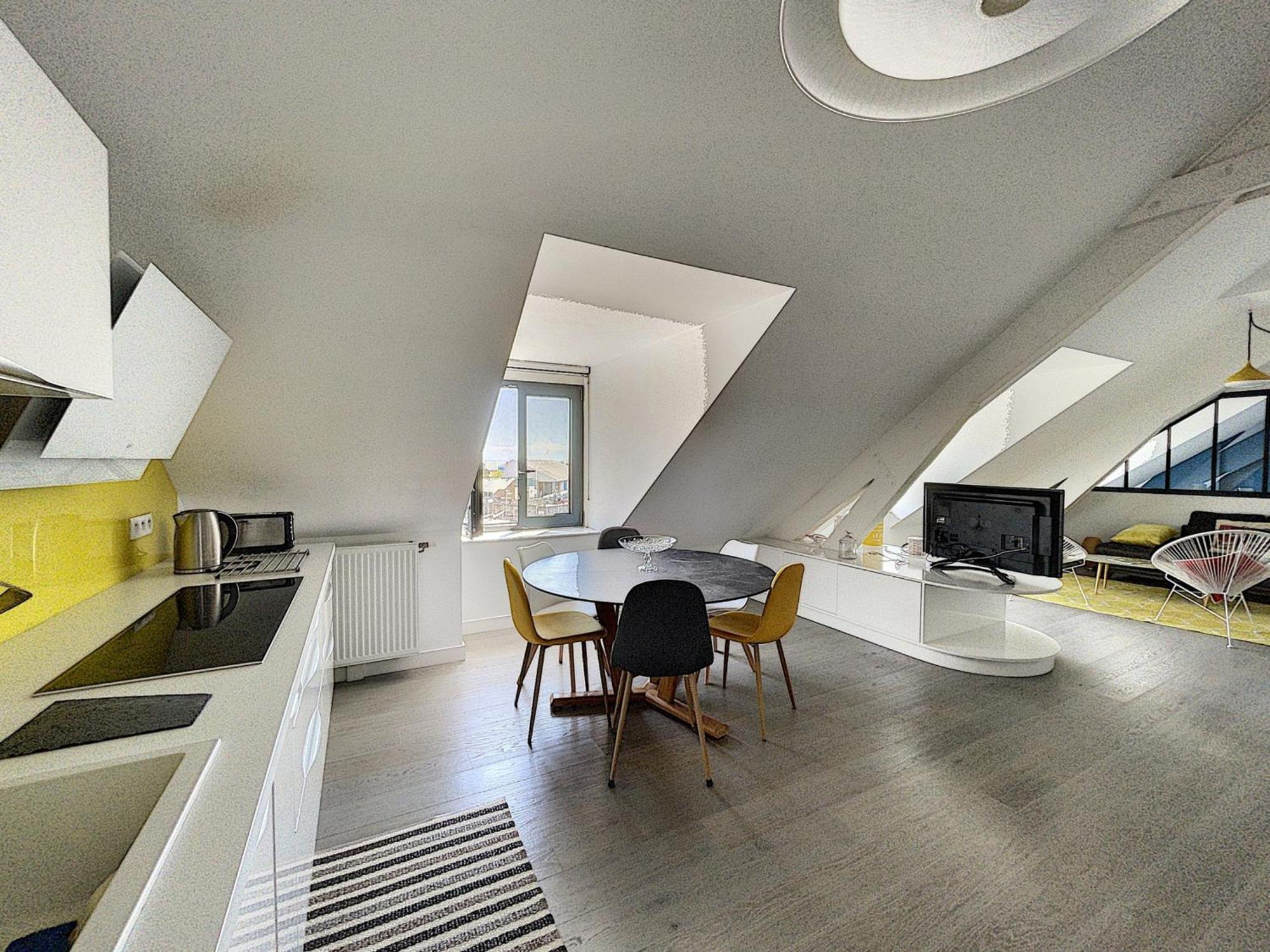 Duplex De Standing En Centre-Ville Avec Parking, Proche Port Et Plage - Fr-1-361-377 Granville Buitenkant foto